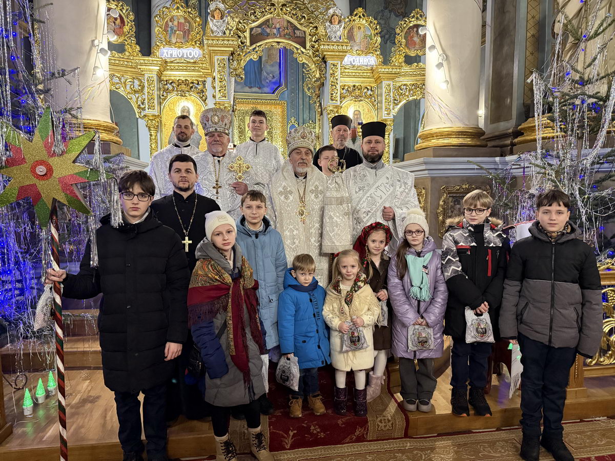 Божественна літургія у неділю після Різдва Христового