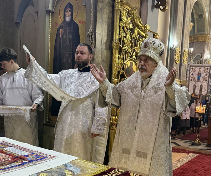 Божественна літургія в шосту неділю після Пасхи