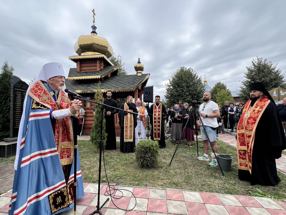 Молитва за полеглих героїв в Угорницькій обителі